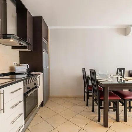 Apartment Pé Do 1 Bedroom With Pool Quarteira