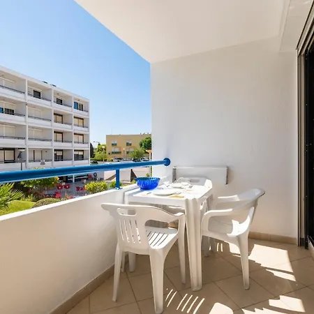 Pé Do 1 Bedroom With Pool Apartment